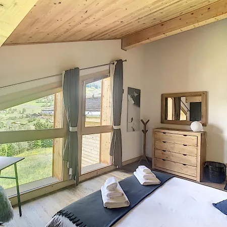 Demi-chalet De Luxe Avec Piscine Et Vue Mont Blanc - Fr-1-560-71 Chalet *