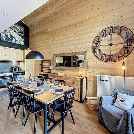 Chalet Demi-chalet De Luxe Avec Piscine Et Vue Mont Blanc - Fr-1-560-71