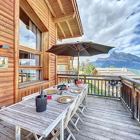 Chalet Demi-chalet De Luxe Avec Piscine Et Vue Mont Blanc - Fr-1-560-71